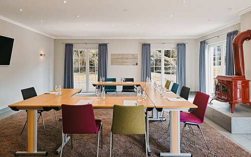 Tagungsraum Seegarten mit Blick ins Grüne im Golf- & Sporthotel Wiesensee